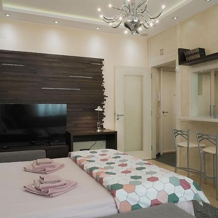 Home Center Apartment Belgrado Exterior foto