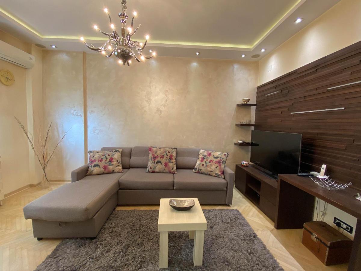 Home Center Apartment Belgrado Exterior foto
